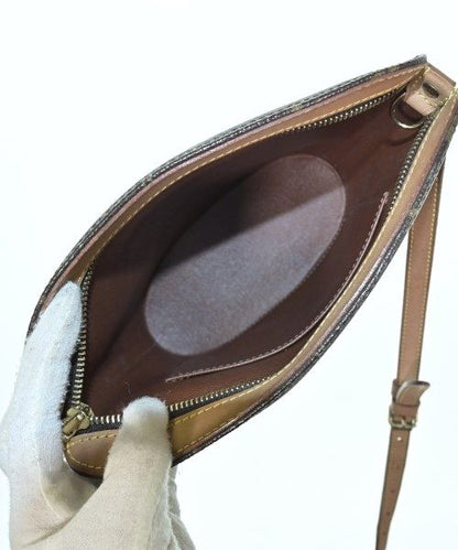 Louis Vuitton Shoulder Bag — view 4