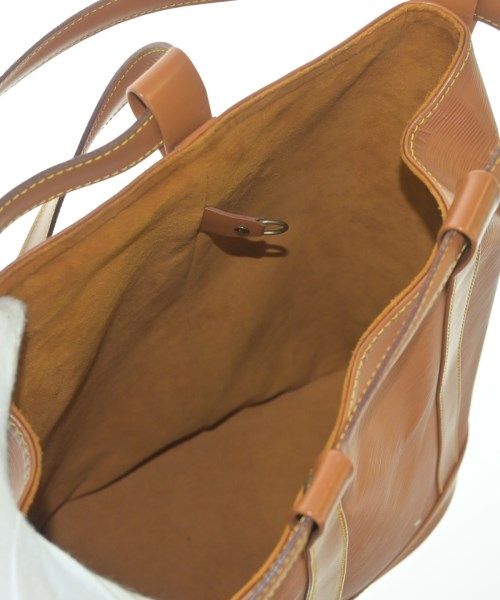 Louis Vuitton Shoulder Bag — view 3