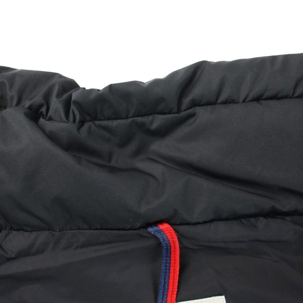 Moncler Labas Gilet Down Jacket Vest 1 Black MW — view 6