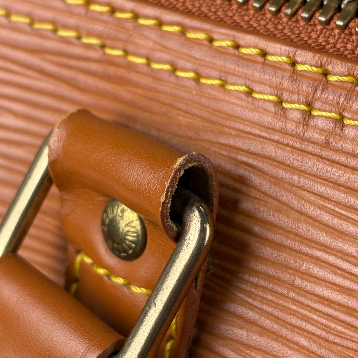 Louis Vuitton Keepall 50 Boston Bag Epi Cipango Gold — view 5