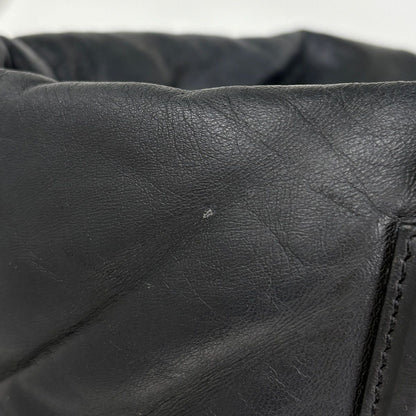Chanel CC Logo Tote Leather Black — view 6