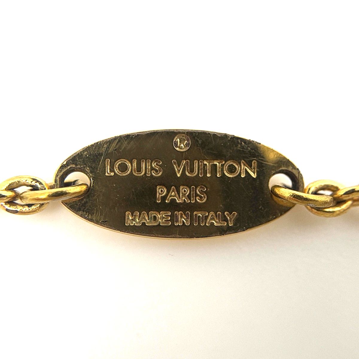 Louis Vuitton Essential Necklace Gold Plated — view 4