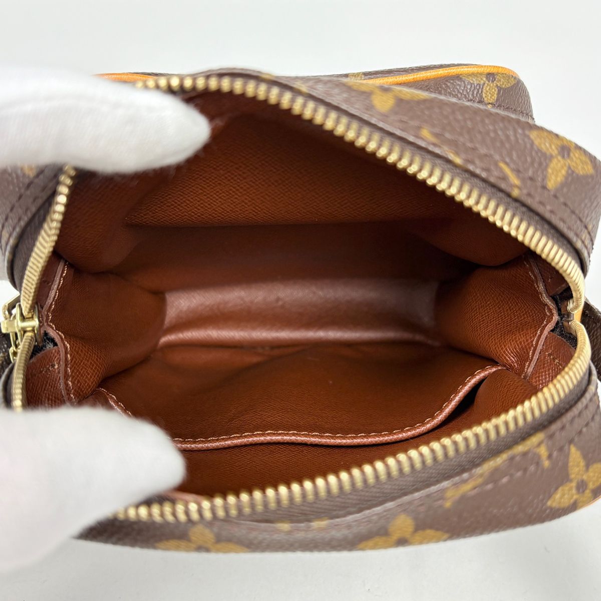 Louis Vuitton Junk Amazon Shoulder Bag Monogram Brown — view 8