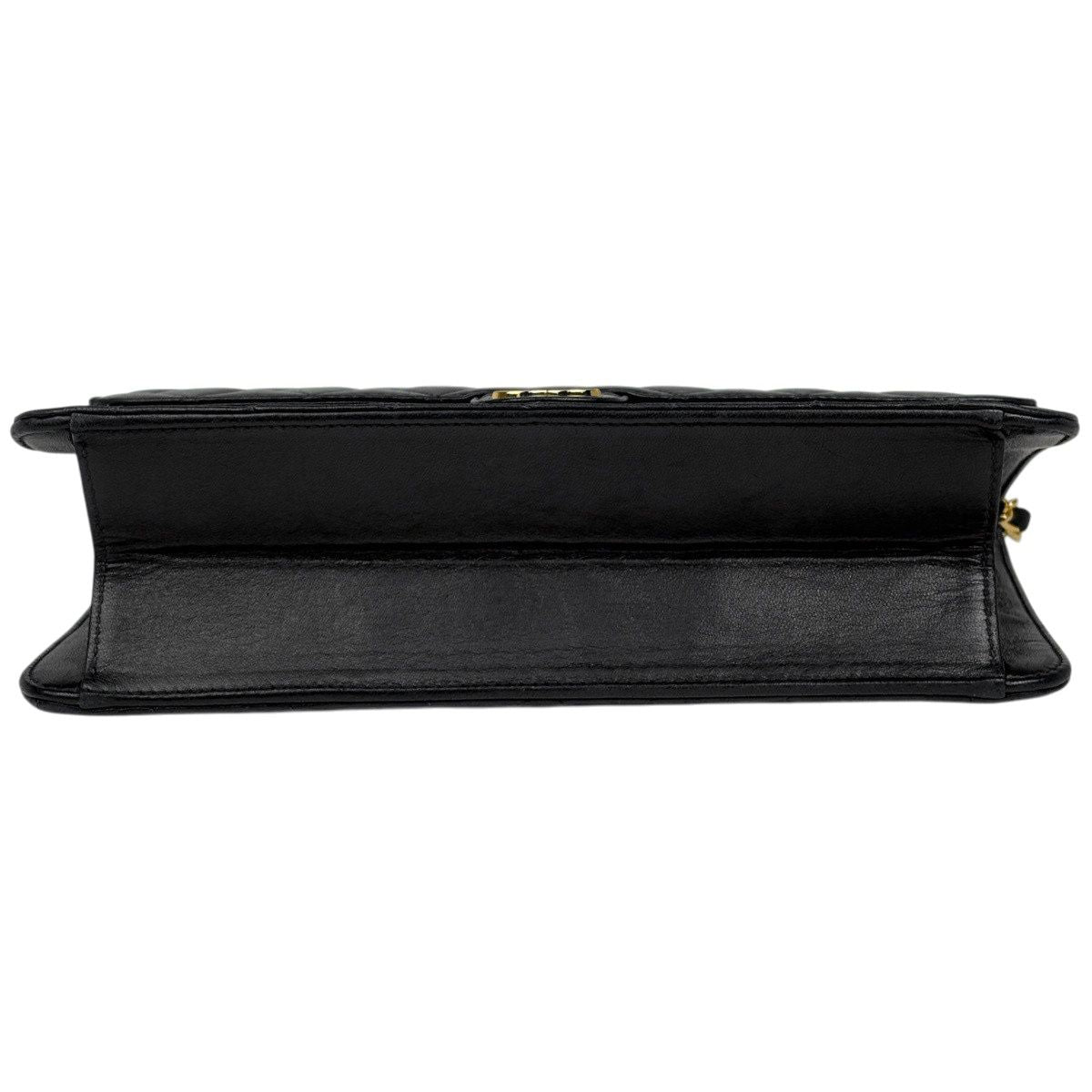 Chanel CC Logo Chain Shoulder Bag Quilted Leather Black — view 5