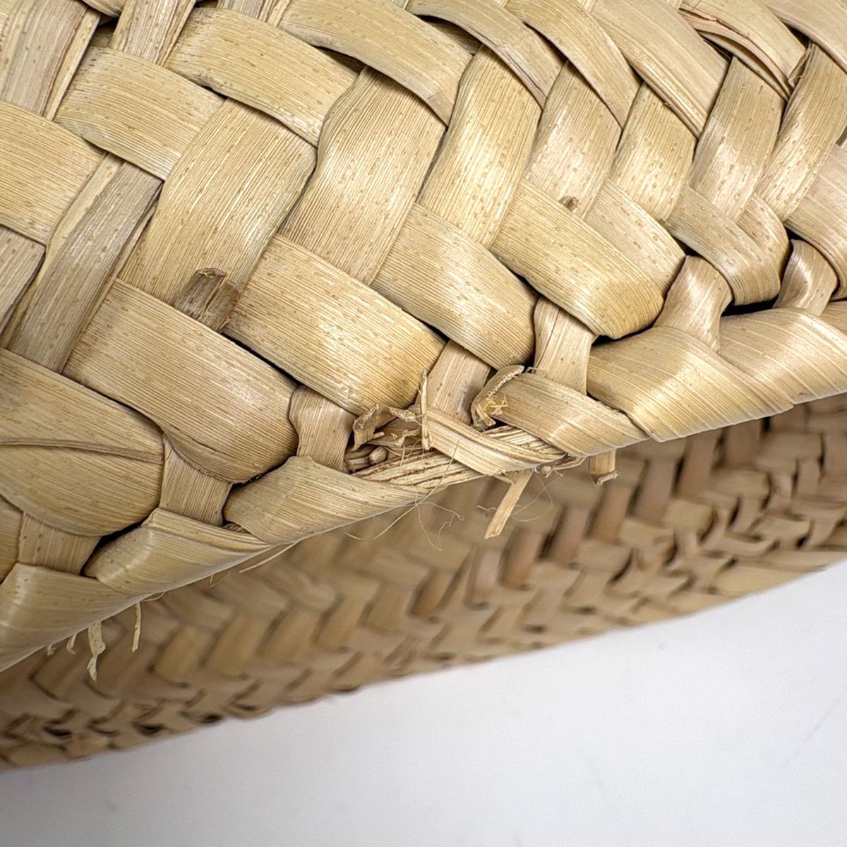 Loewe Basket Anagram Palm Leaf Tote Raffia Natural White — view 3