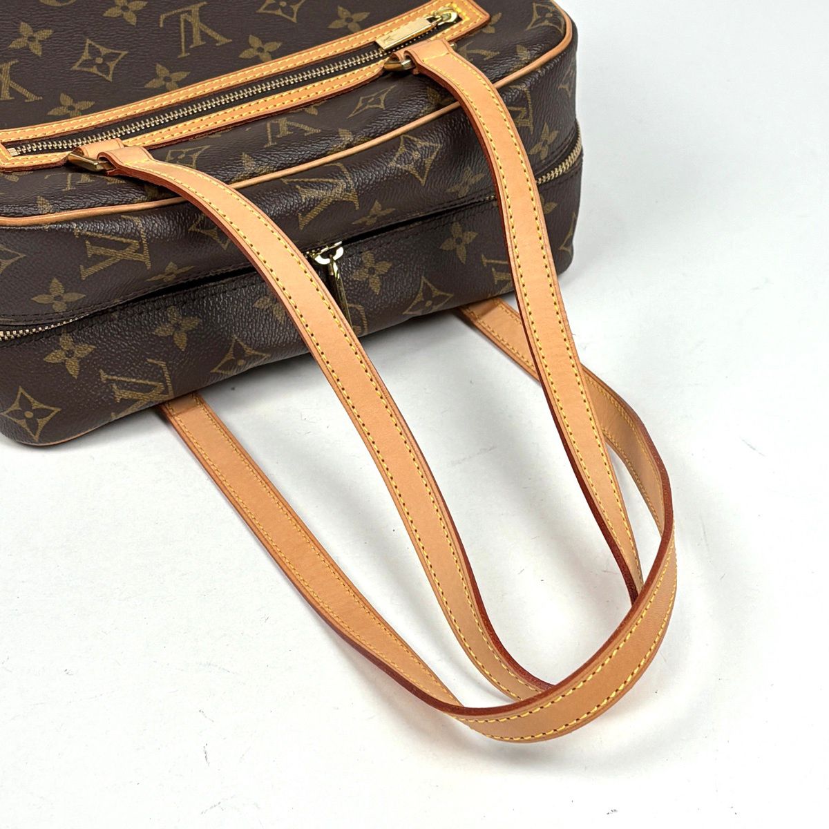 Louis Vuitton City MM Shoulder Bag Monogram Brown — view 6