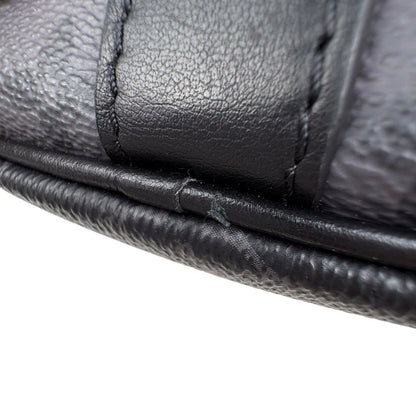 Louis Vuitton Keepall Bandouliere 25 2-Way Monogram Reverse Tote Eclipse Noir — view 6