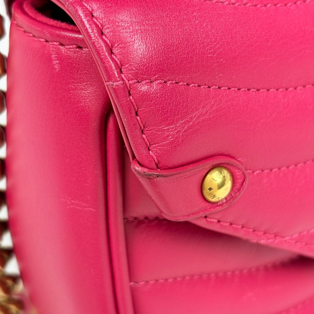 Louis Vuitton New Wave Chain MM 2-Way Shoulder Bag Leather Freesia — view 6
