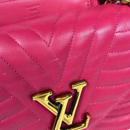 Louis Vuitton New Wave Chain MM 2-Way Shoulder Bag Leather Freesia — view 5
