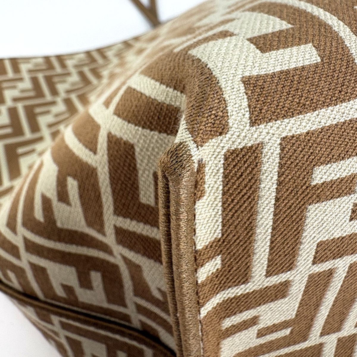Fendi Roll Large Reversible Tote Pecan FF Canvas Beige — view 3