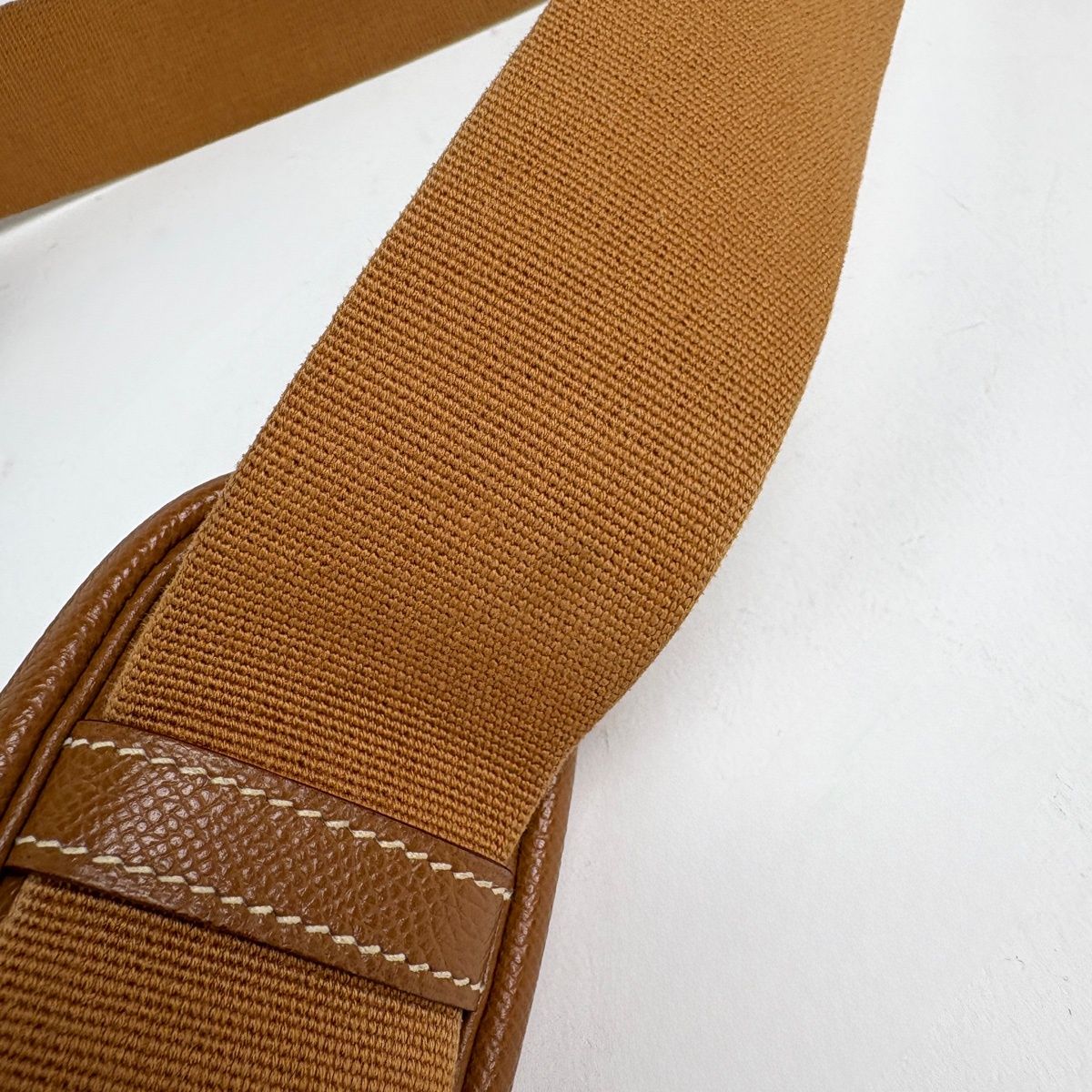 Hermes Saco Shoulder Bag Courchevel Brown — view 4