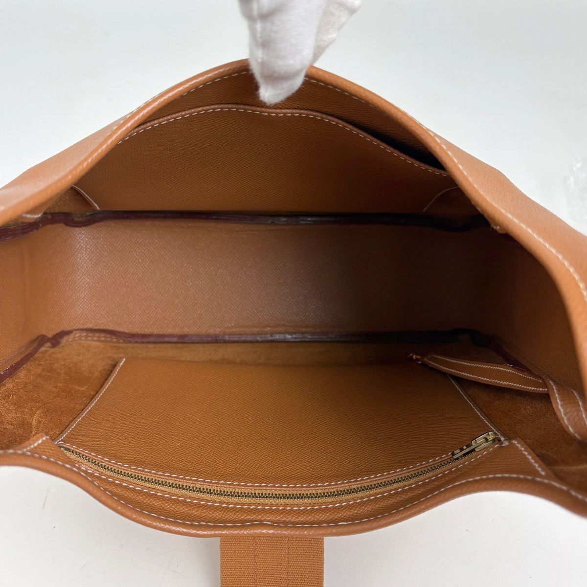 Hermes Saco Shoulder Bag Courchevel Brown — view 8