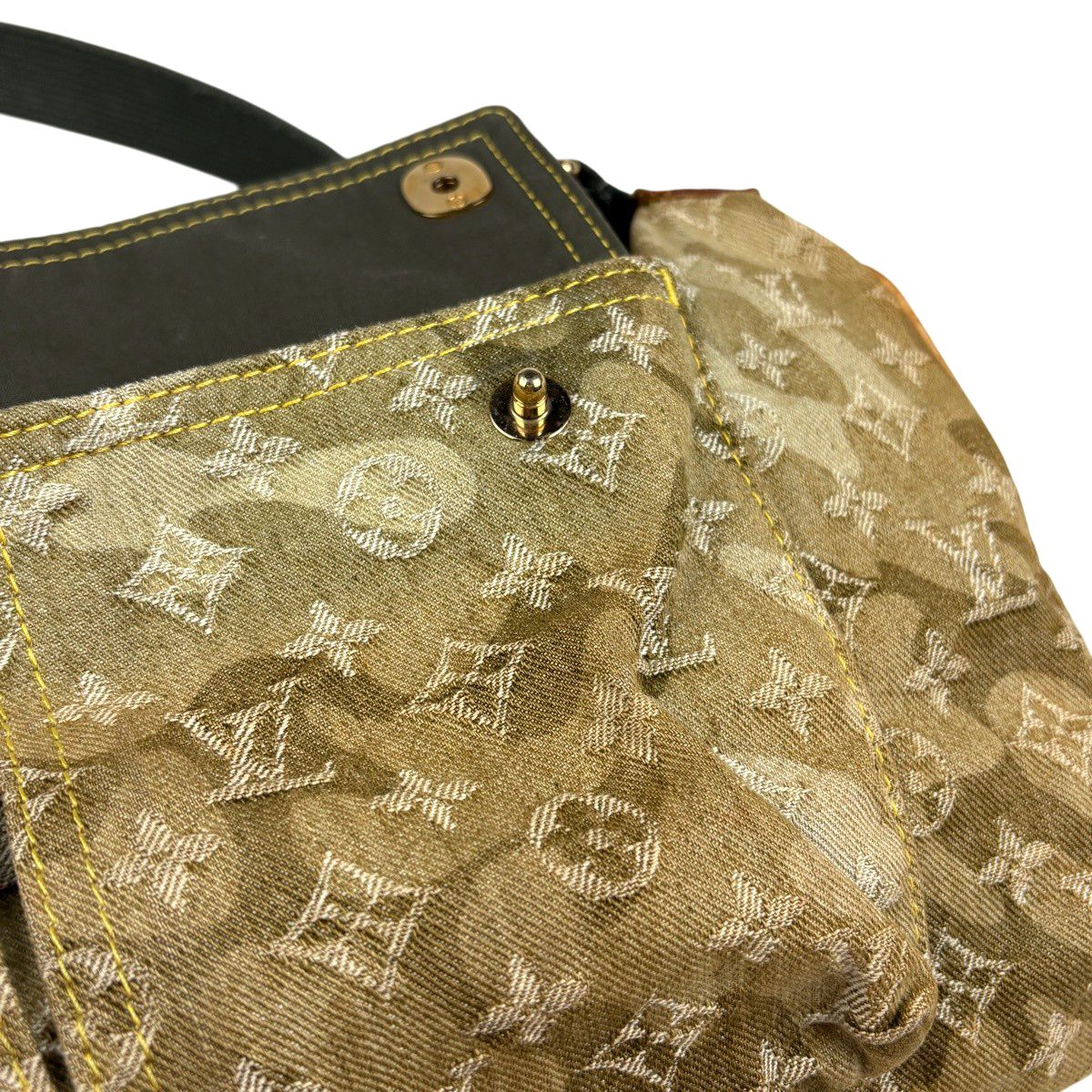 Louis Vuitton Rees Takashi Murakami Monogram Hula Jou Boston Bag Denim Khaki — view 8