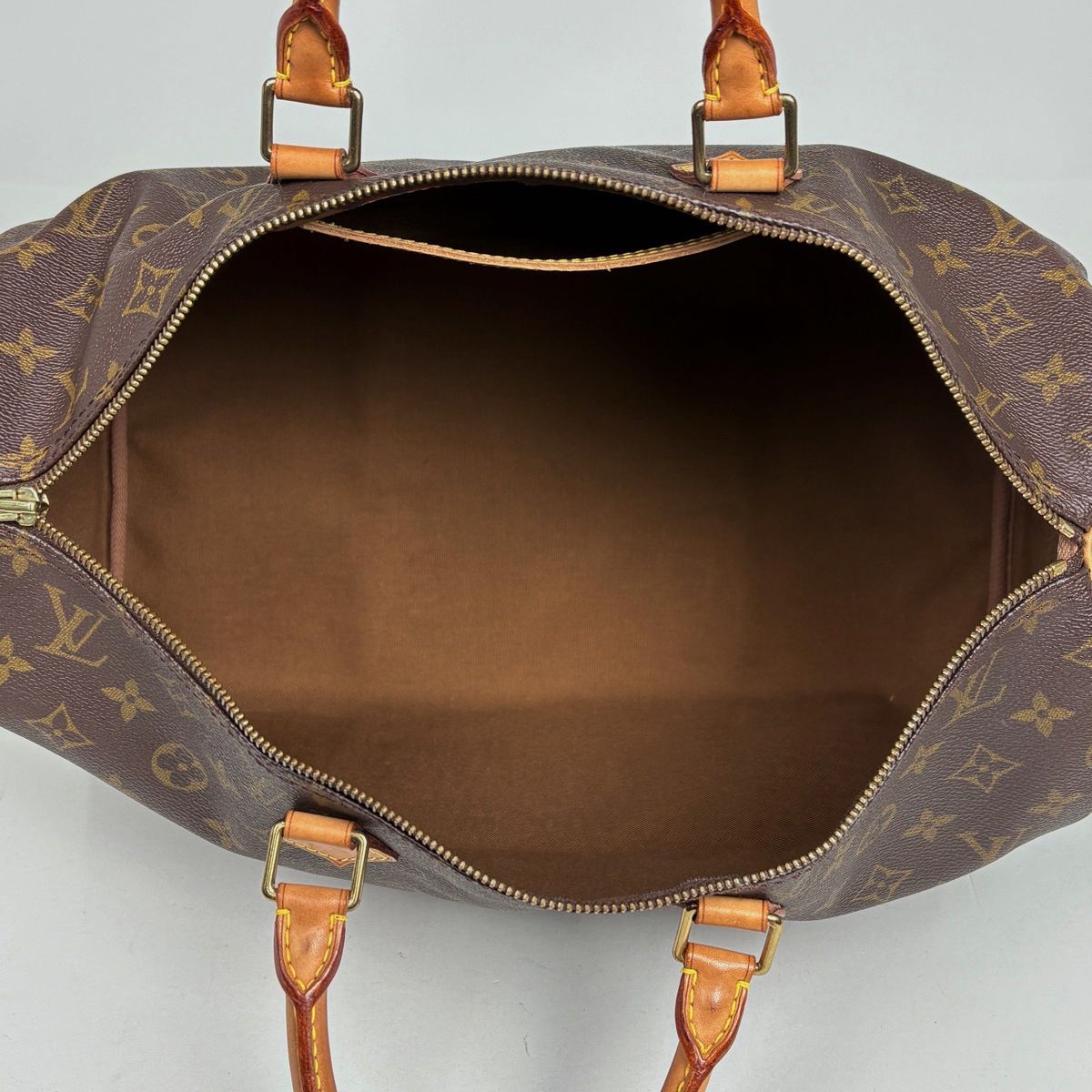 Louis Vuitton Speedy 40 Boston Bag Monogram Brown — view 8
