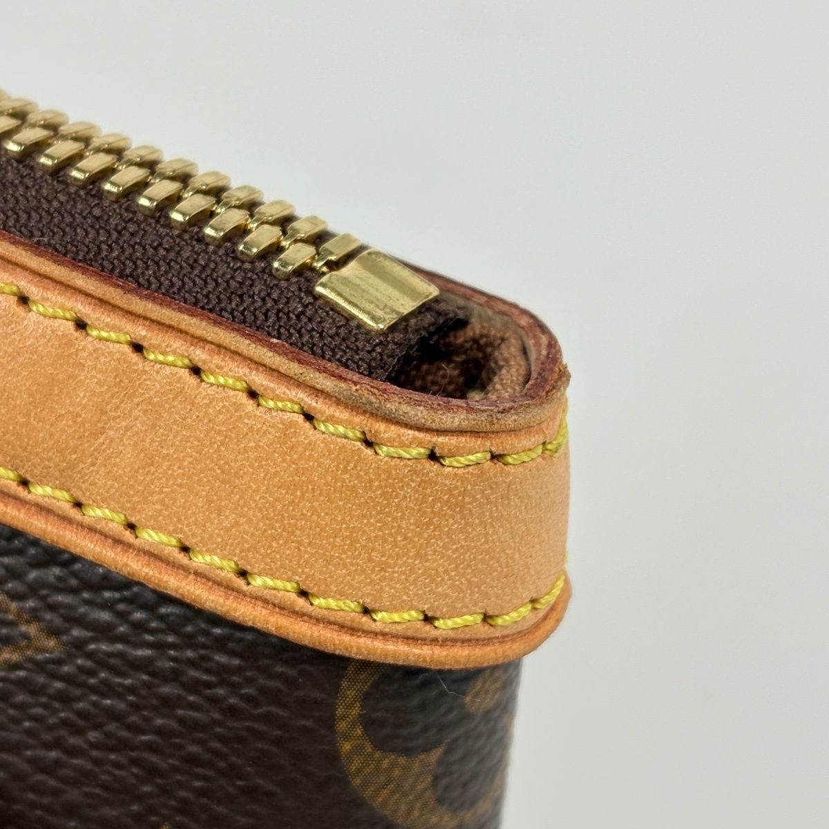 Louis Vuitton Tivoli PM Tote Monogram Brown — view 4