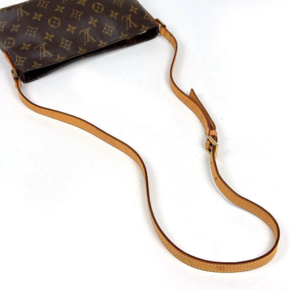 Louis Vuitton Trotteur Pochette Shoulder Bag Monogram Brown — view 6