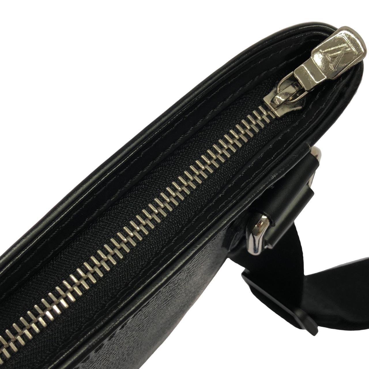 Louis Vuitton Damier Graphite Thomas Shoulder Bag — view 4