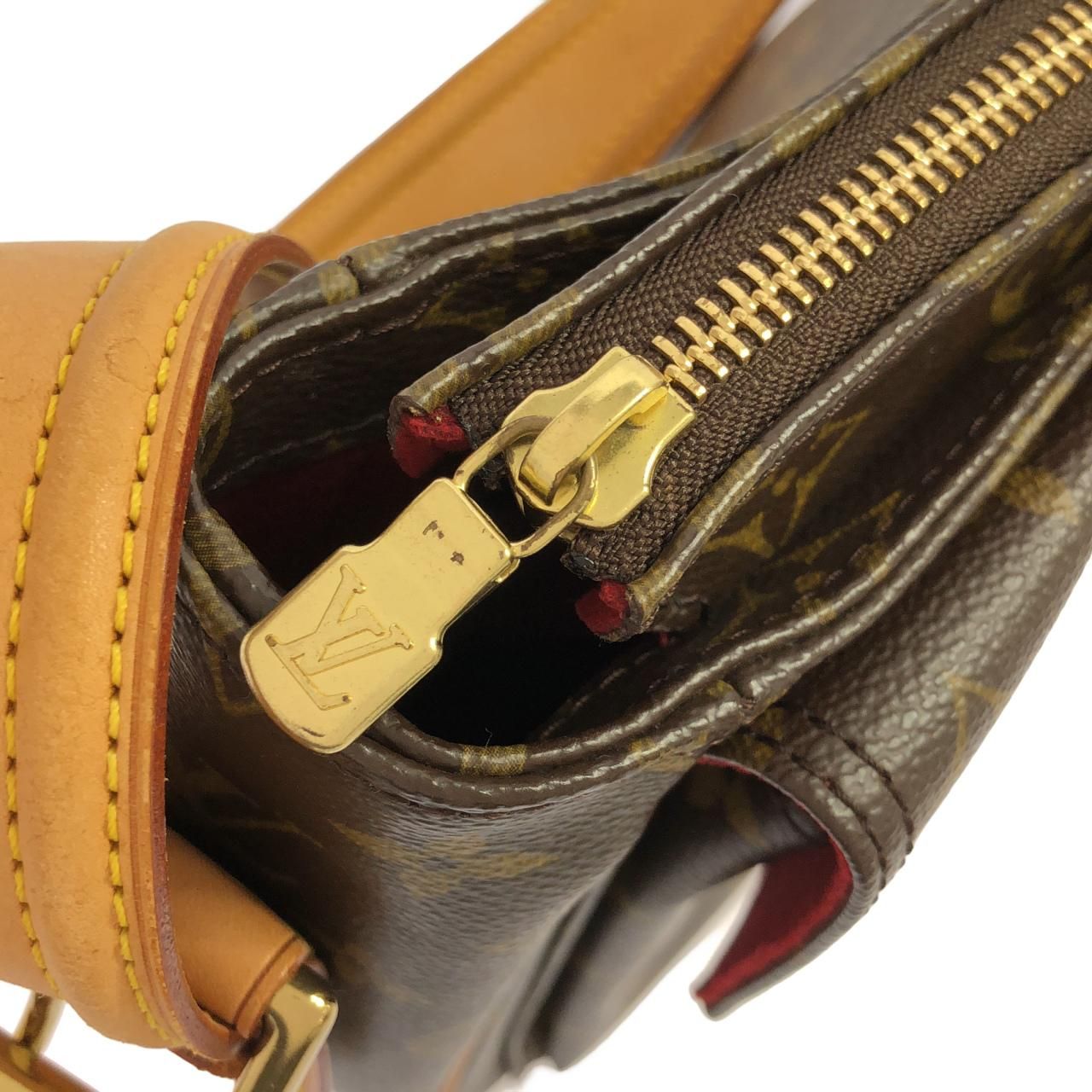 Louis Vuitton Monogram Viva-Cite GM Shoulder Bag — view 4