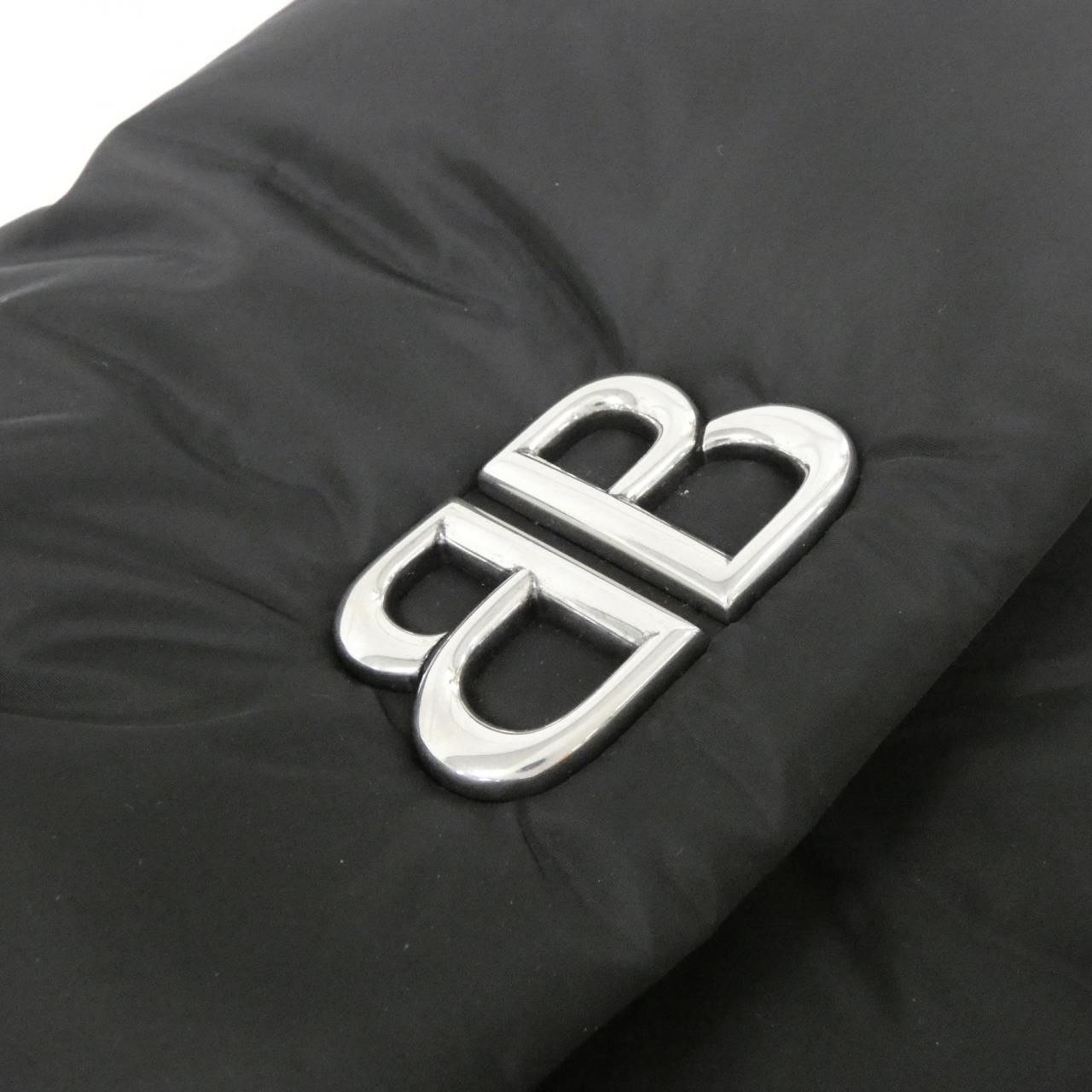 Balenciaga Monaco Shoulder Bag — view 4