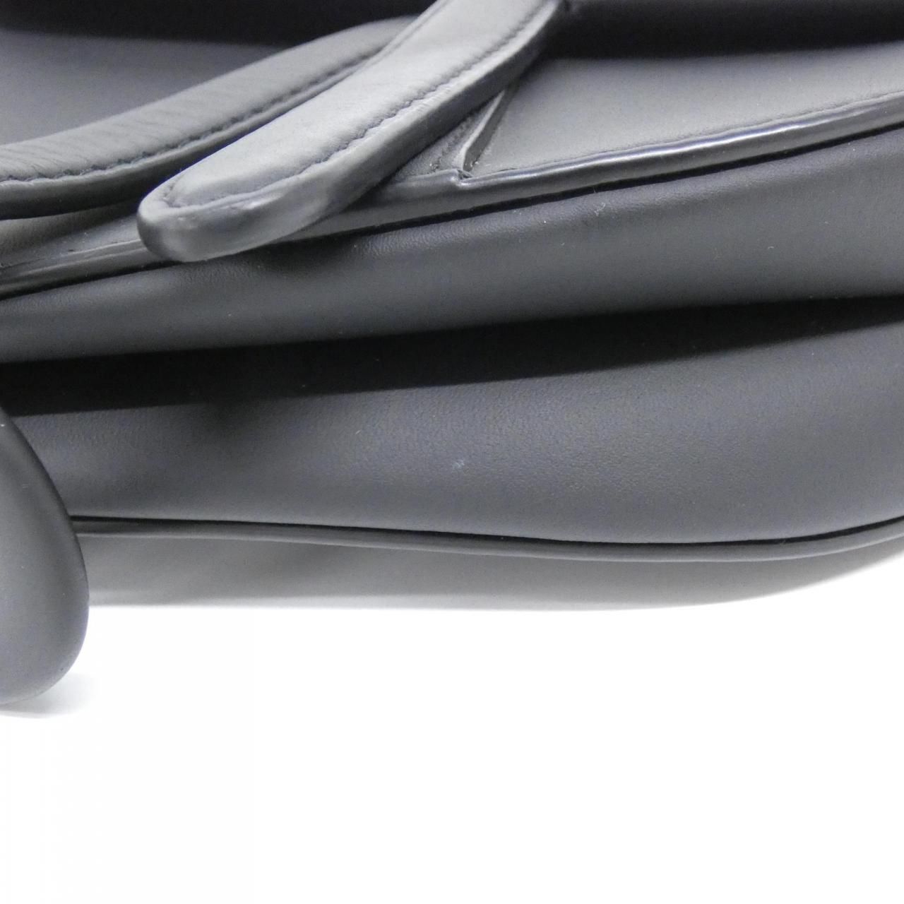 Dior Saddle Bag Handbag Black — view 4