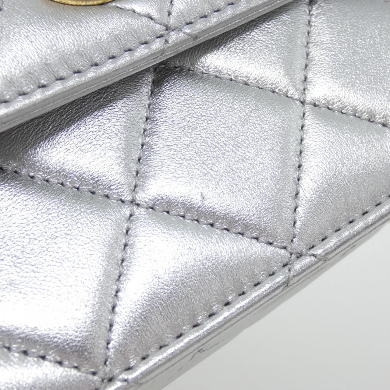 Chanel Bag Handbag Silver — view 4