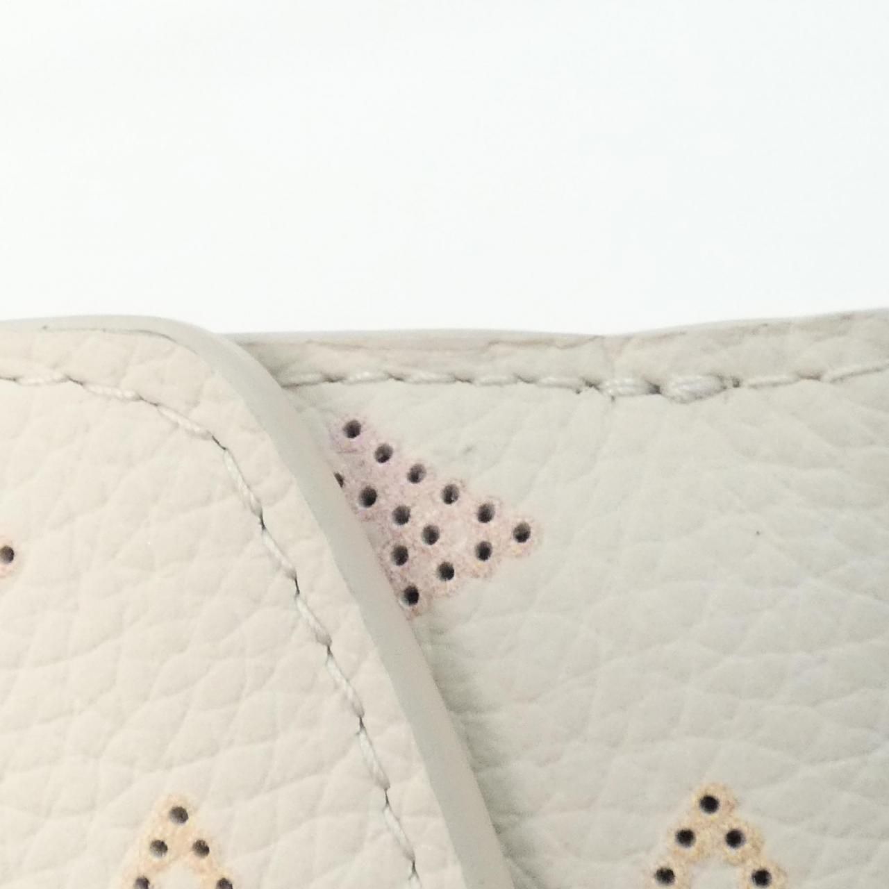 Louis Vuitton Mahina Portefeuille Iris XS Wallet — view 6