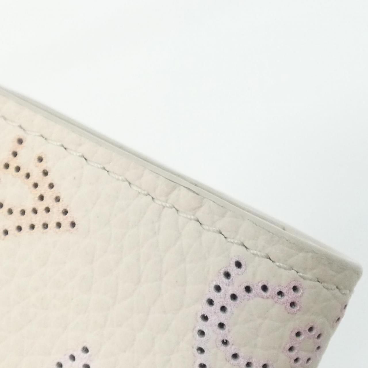 Louis Vuitton Mahina Portefeuille Iris XS Wallet — view 4
