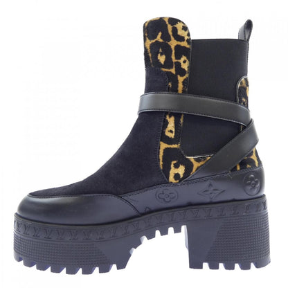 Louis Vuitton Line Boots — view 2