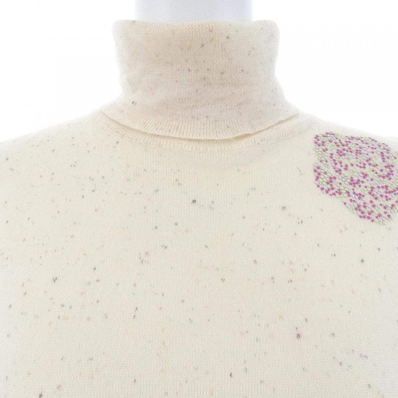 Chanel Vintage Knit Sweater — view 5