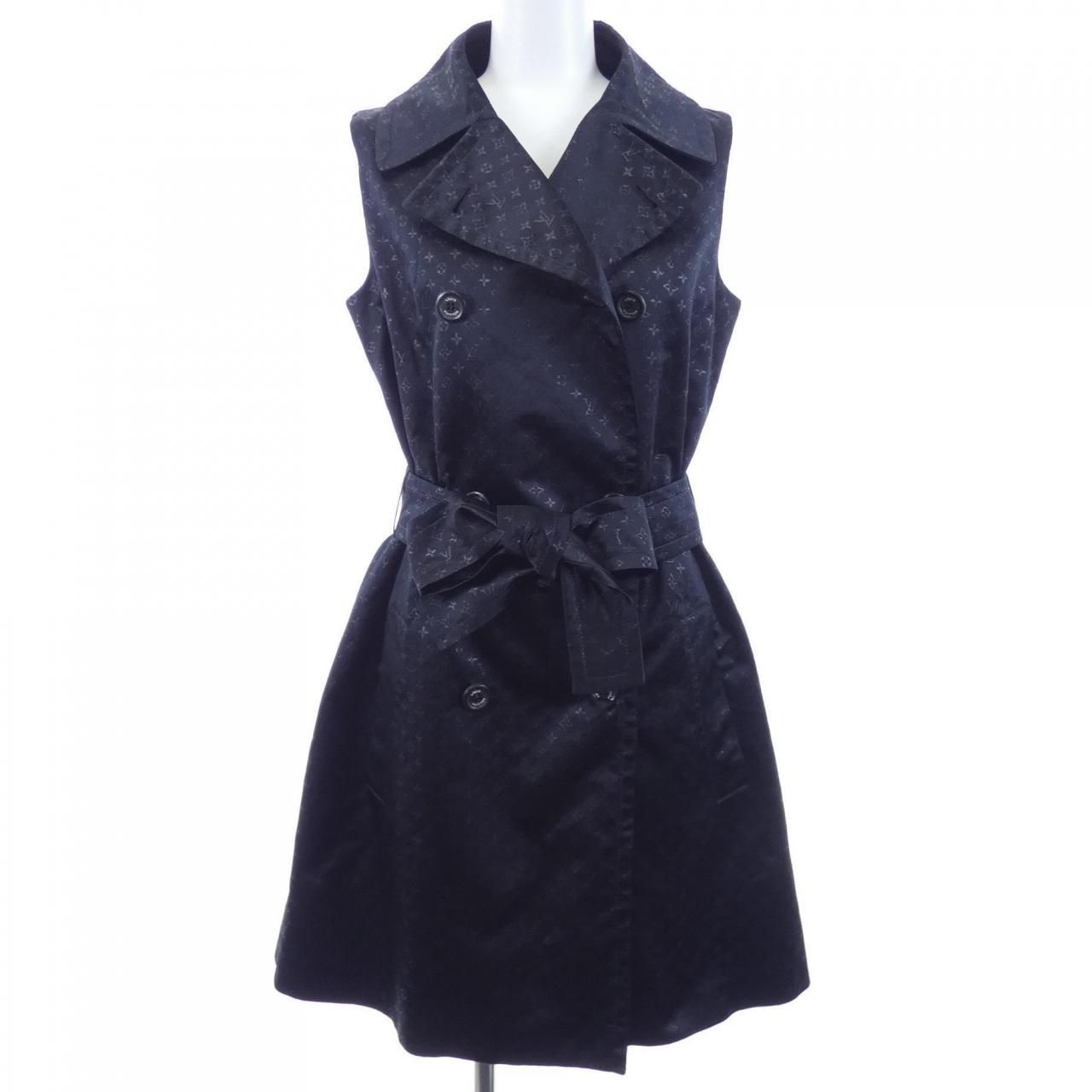 Louis Vuitton Coat Black — view 7