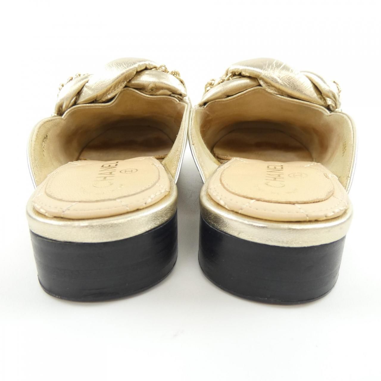 Chanel Sandals Gold — view 5