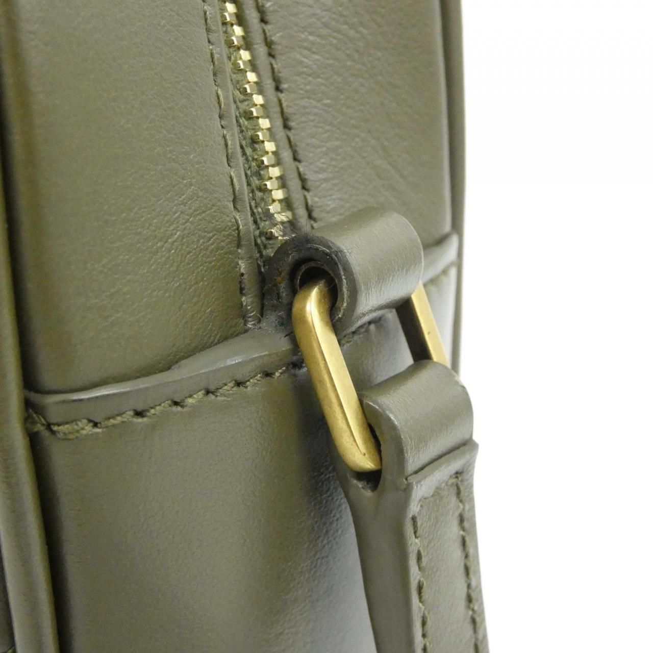 Saint Laurent Lou M Shoulder Bag — view 5