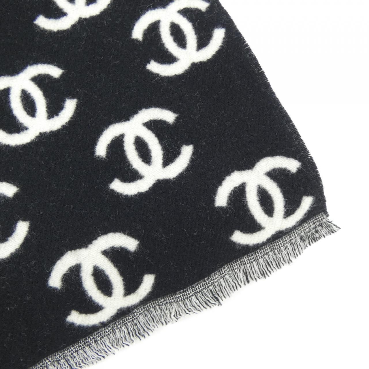 Chanel Scarf Black — view 2
