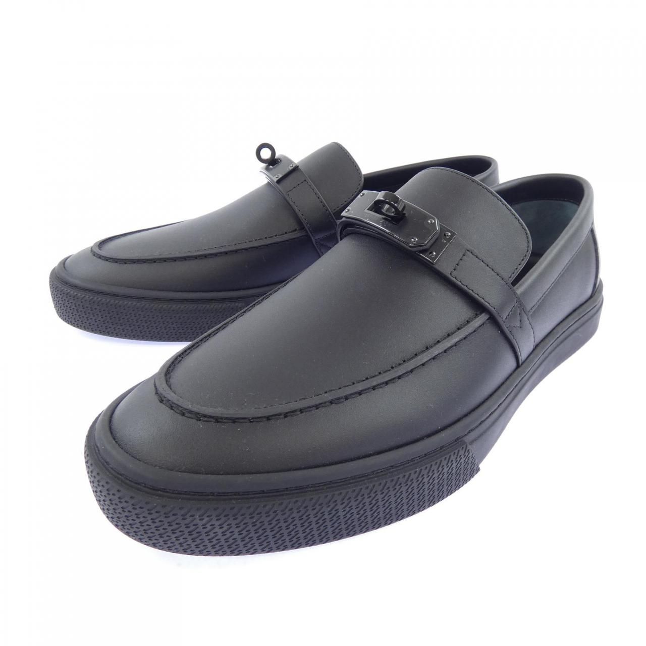 Hermes Game Kelly Buckle Shoes — view 3