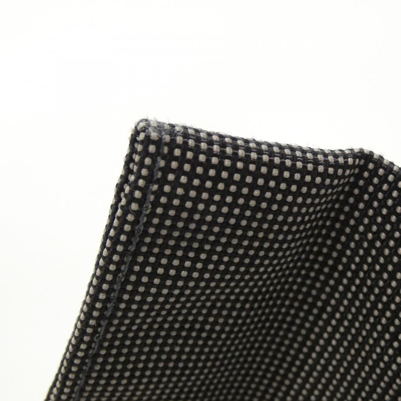 Hermes Her Line Pochette Shoulder Bag — view 2