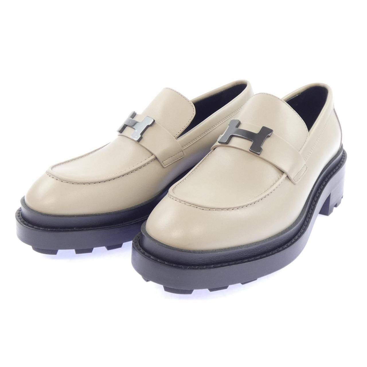 Hermes Louvre Paris Buckle Shoes — view 3