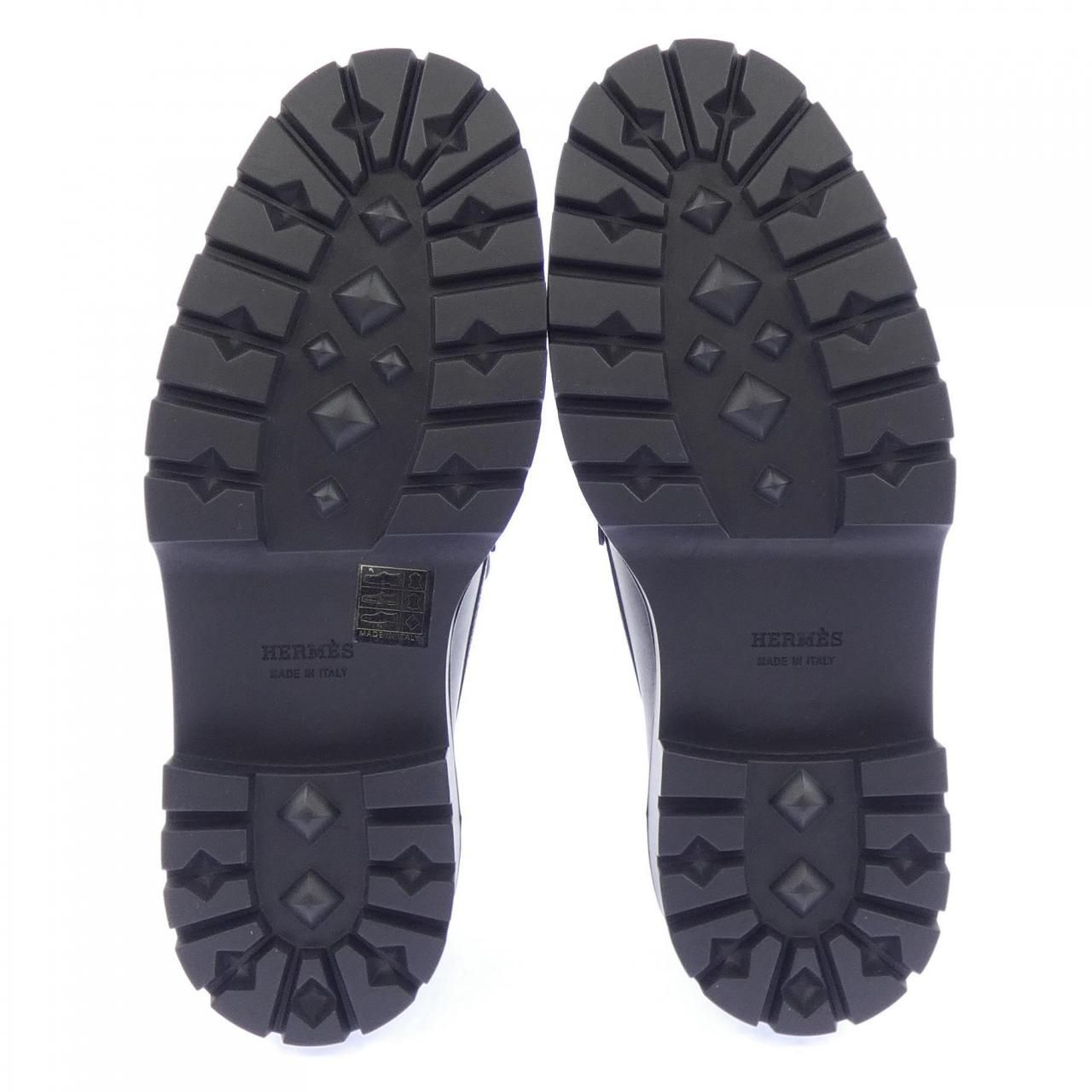 Hermes Cles Man Cut Details Shoes — view 4