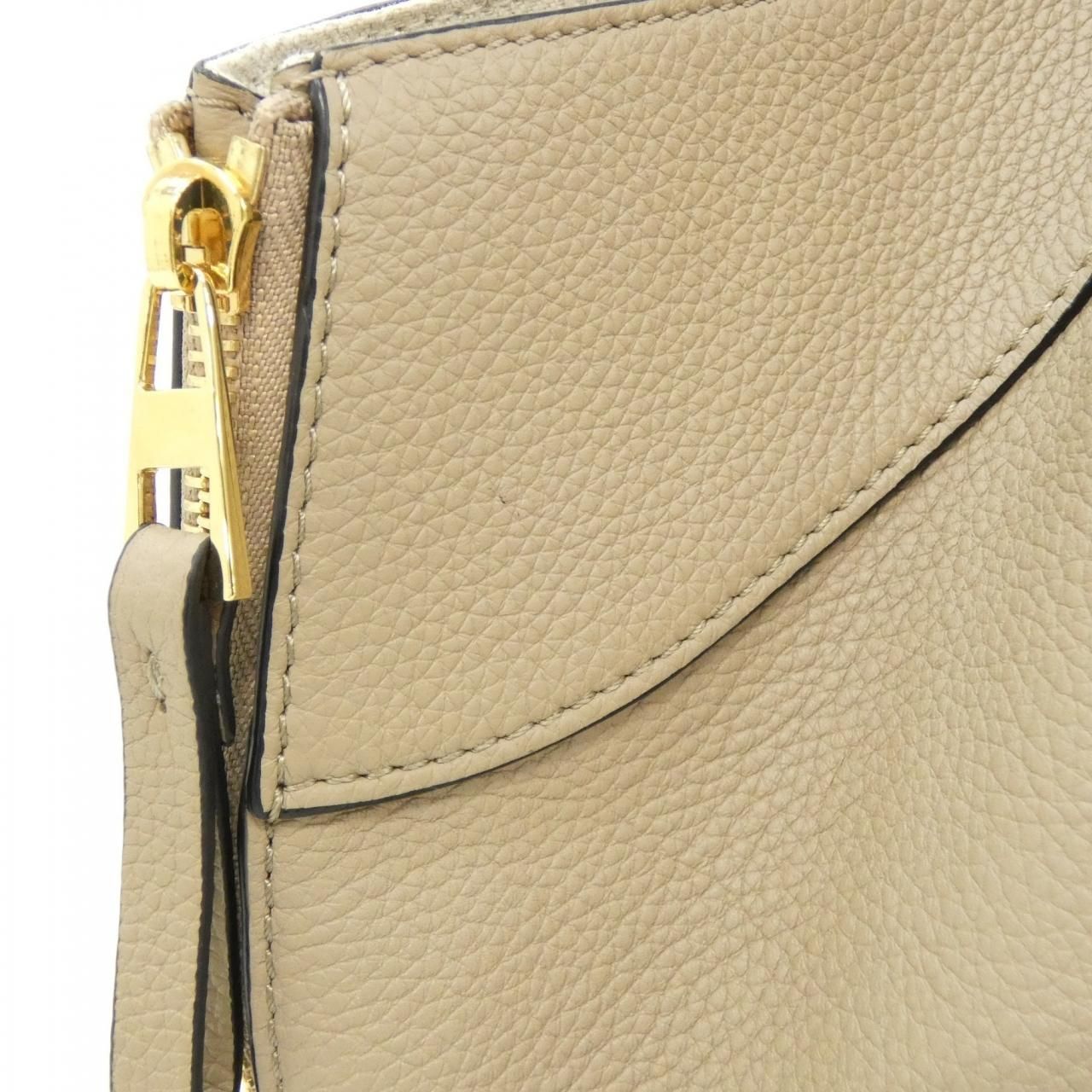 Loewe Hammock Small Shoulder Bag — view 6