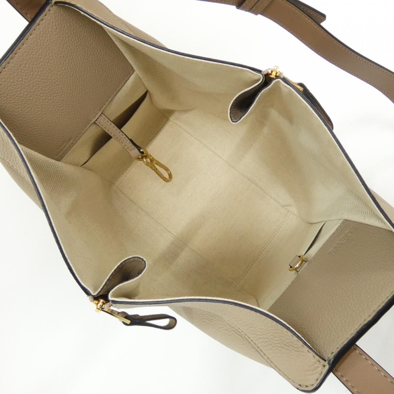Loewe Hammock Small Shoulder Bag — view 9