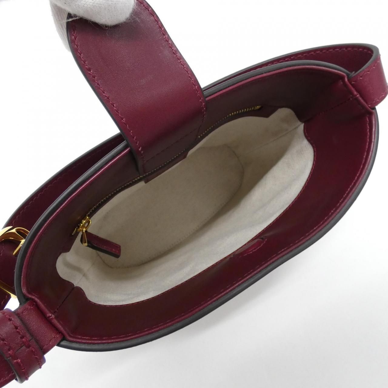 Gucci 73 Bag Handbag Red — view 8