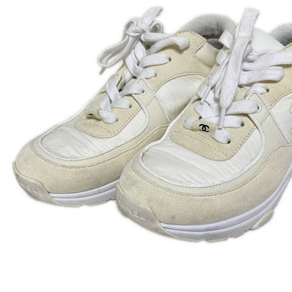Chanel Sneakers 37 White Ivory CC Logo Leather — view 8