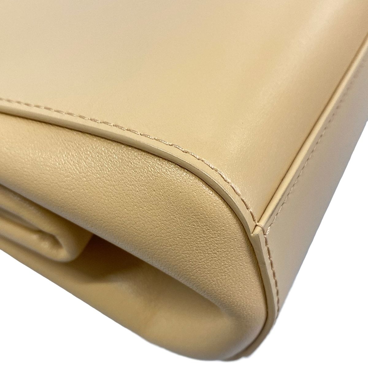 Bottega Veneta Handbag Tip Beige Chain Handle Leather — view 6