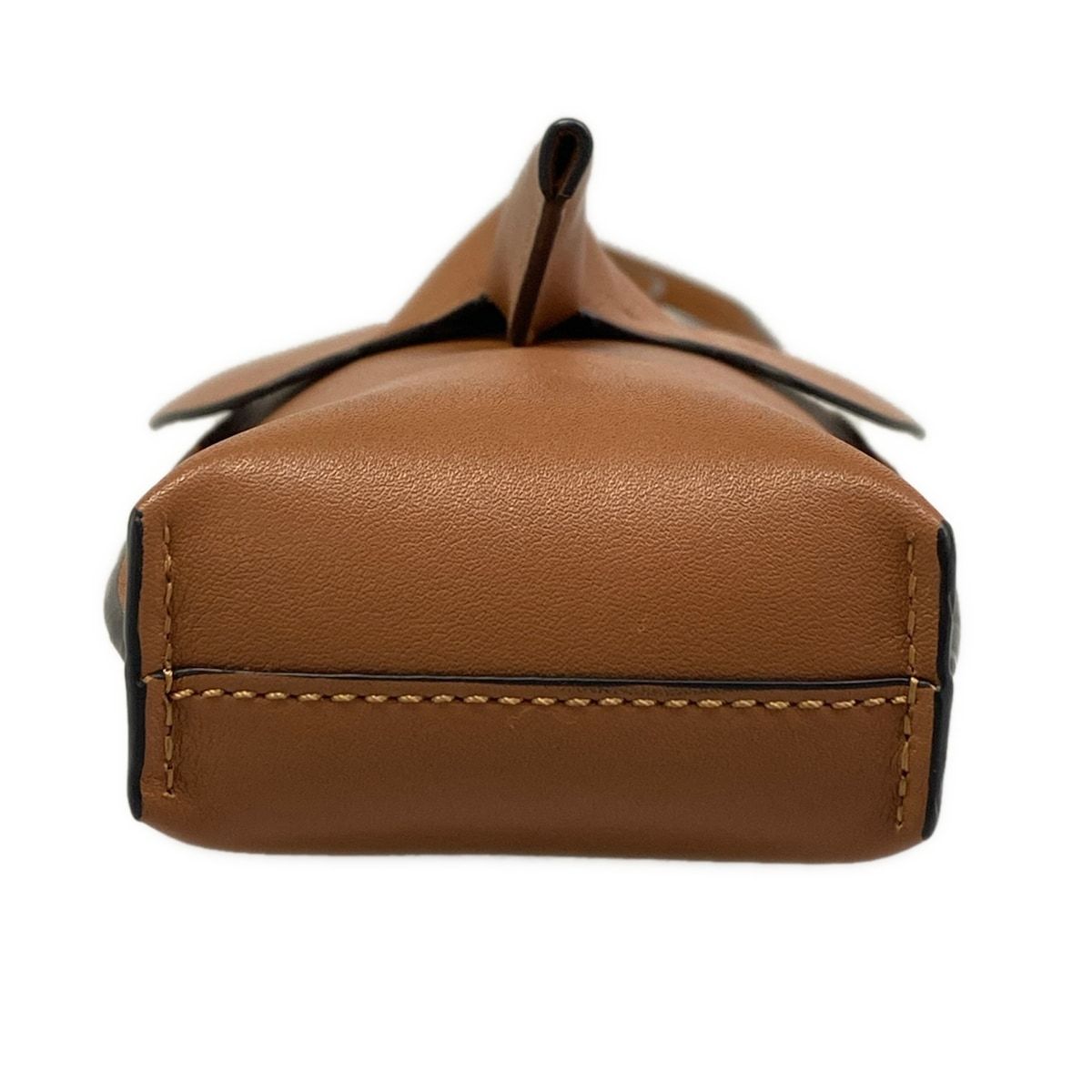 Loewe Shoulder Bag Elephant Pocket Tan Smartphone — view 5