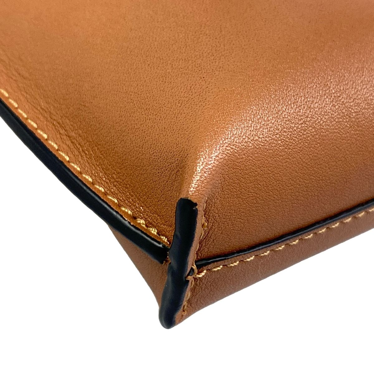 Loewe Shoulder Bag Elephant Pocket Tan Smartphone — view 6
