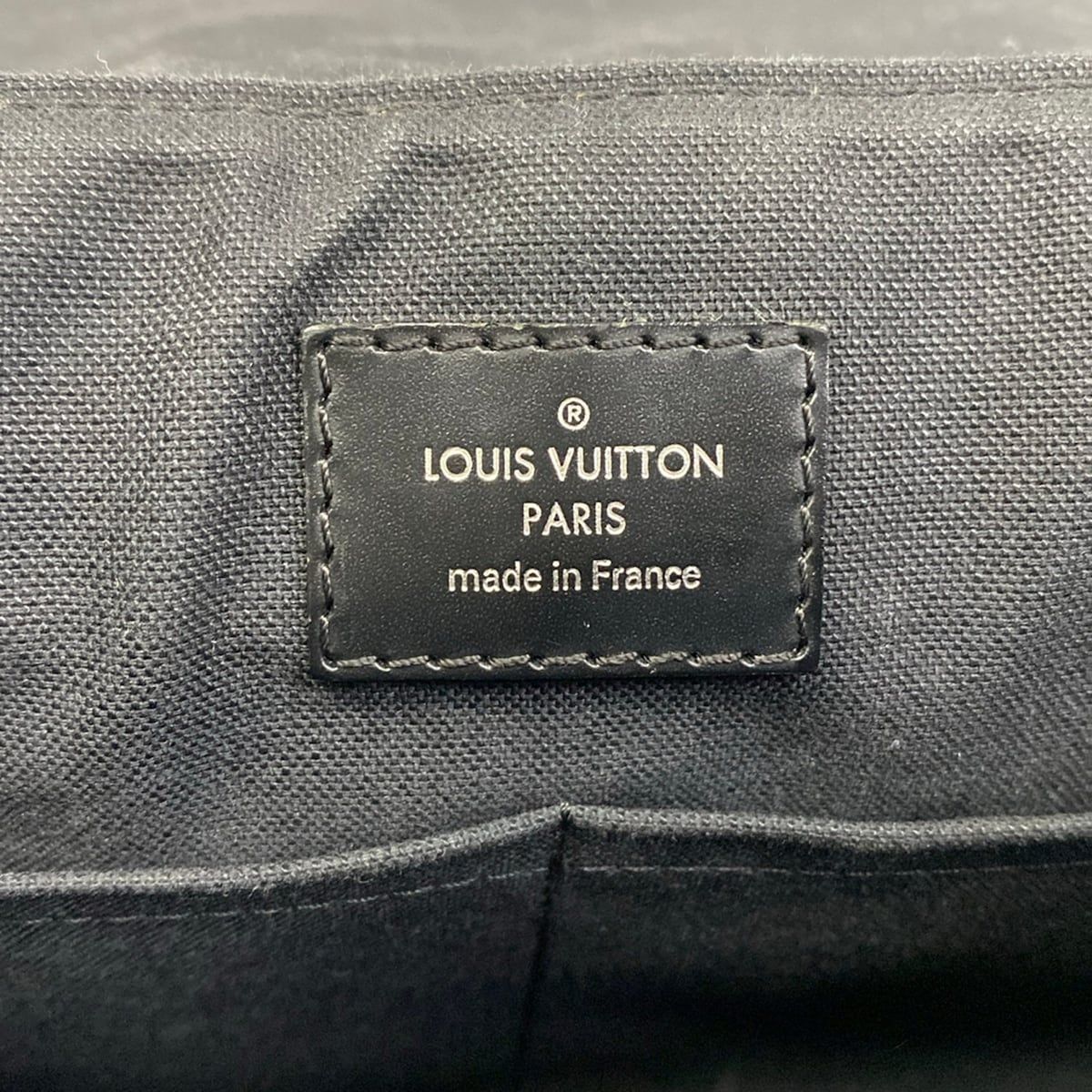 Louis Vuitton Shoulder Bag Damier Graphite District PM — view 8