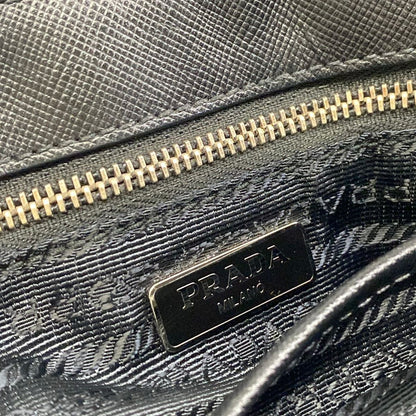 Prada Shoulder Bag Black Quilted Removable Strap Leather — view 8