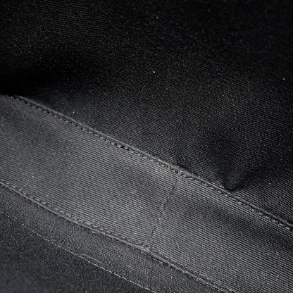 Celine Shoulder Bag Triomphe Horizontal Black — view 9