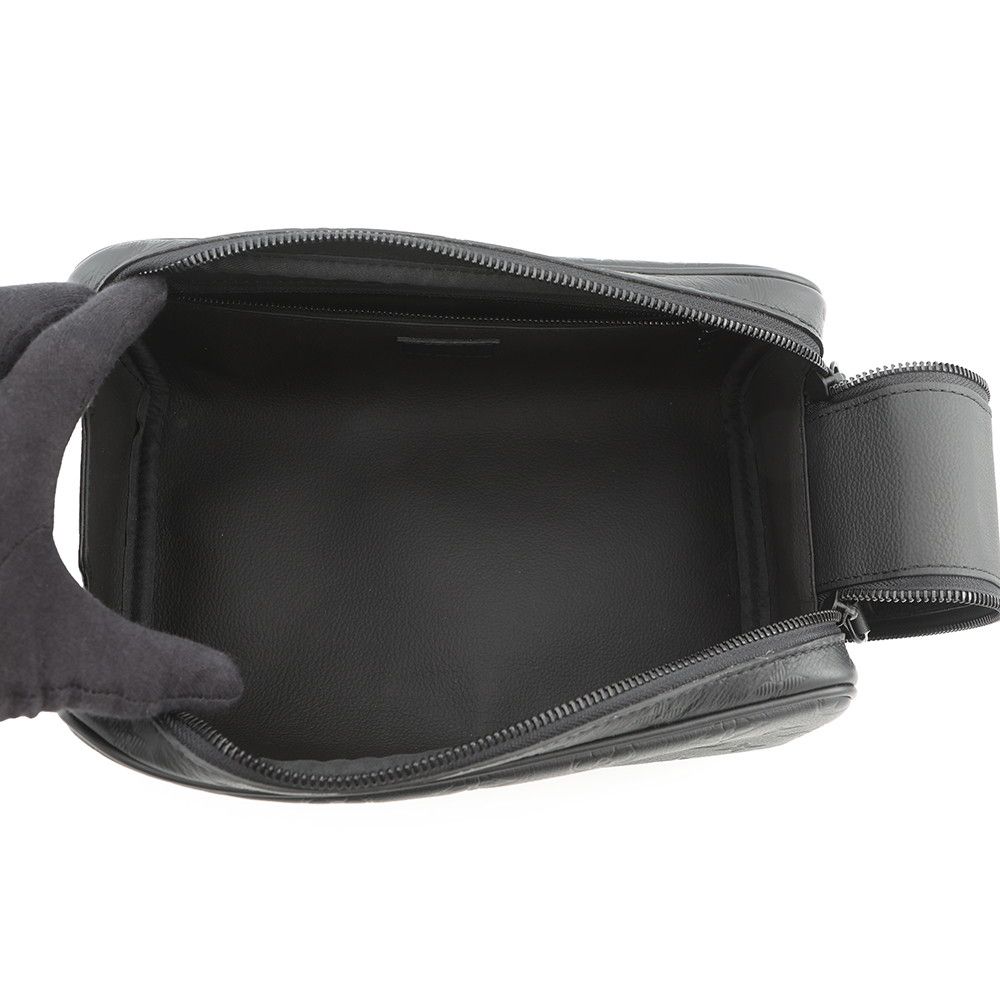 Louis Vuitton Clutch Monogram Shadow Dopp Kit Black — view 6