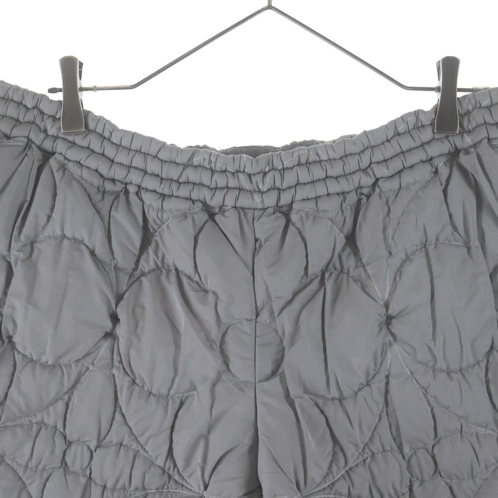 Louis Vuitton Egyptian Cotton Gabardine Trousers Flower Quilted Shorts Gray — view 3