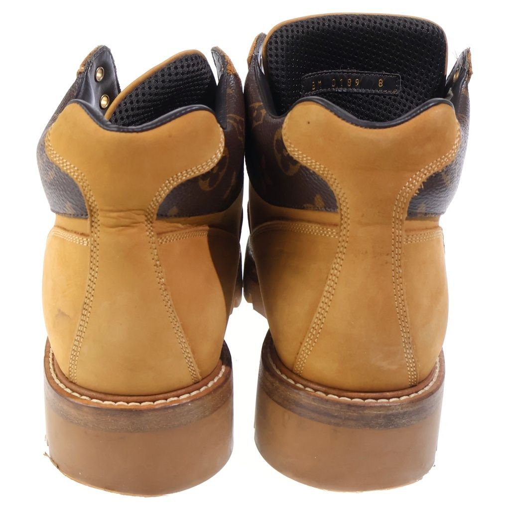 Louis Vuitton Oberkampf Suede Leather High Cut Boots Beige — view 3
